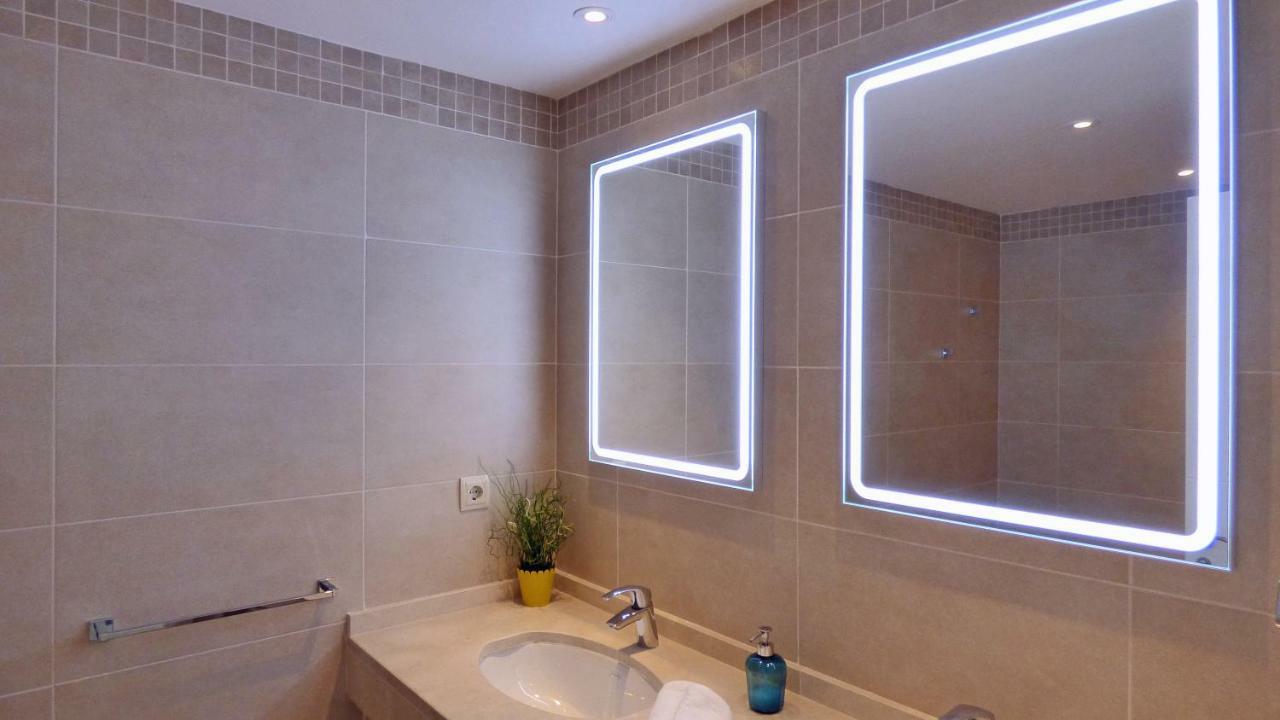 R11 Air Stefanino Apartment Ла Кала де Михас Екстериор снимка
