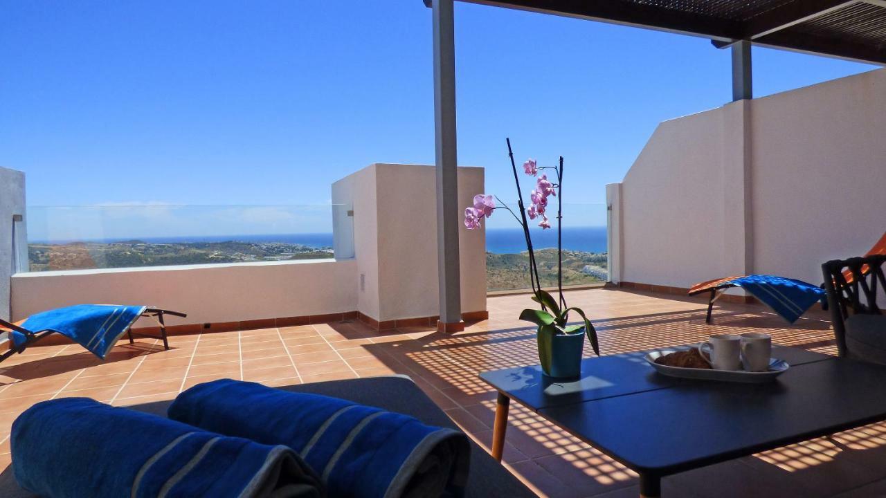 R11 Air Stefanino Apartment Ла Кала де Михас Екстериор снимка
